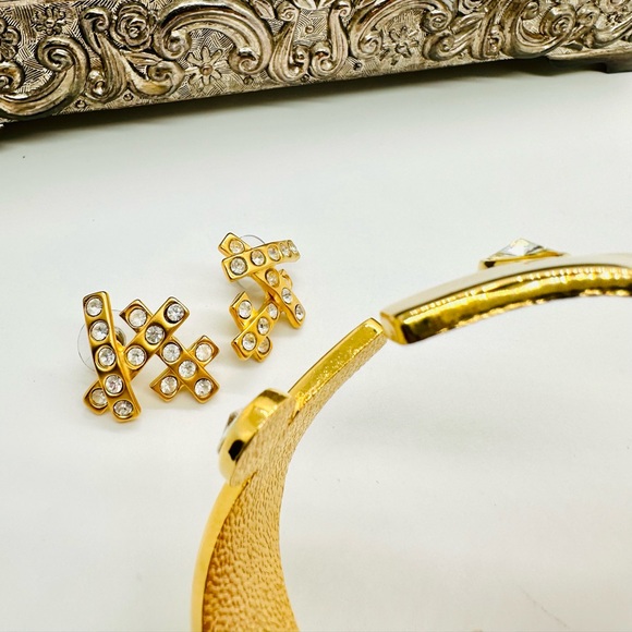 Vintage Modernist Crystal Bracelet & NWT Rhinestone Earrings - Picture 3 of 14